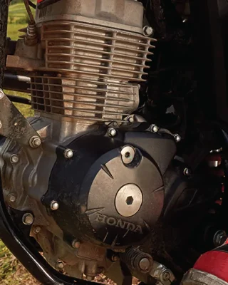 Fitur Unggulan CRF150L