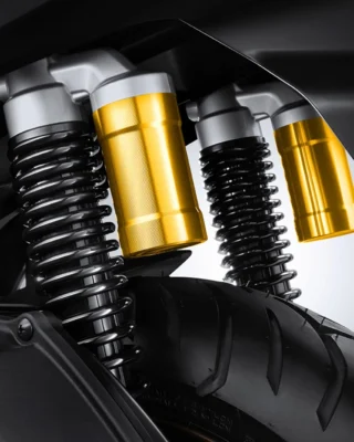 11. Subtank Rear Suspension